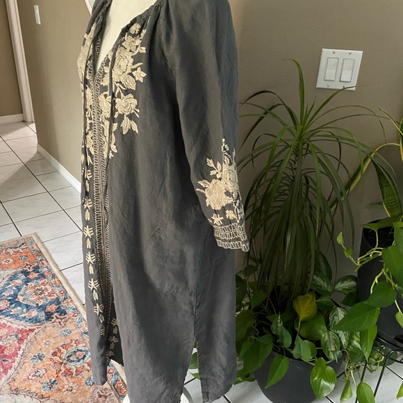 Johnny Was XL Dress Embroidered Linen Half Sleeve V-Neck Tie Pockets NO TAG - Picture 4 of 15